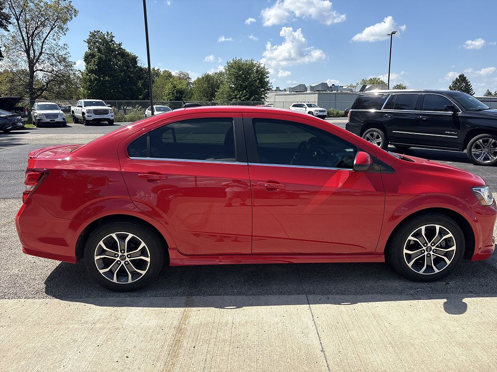 2020 Chevrolet Sonic LT
