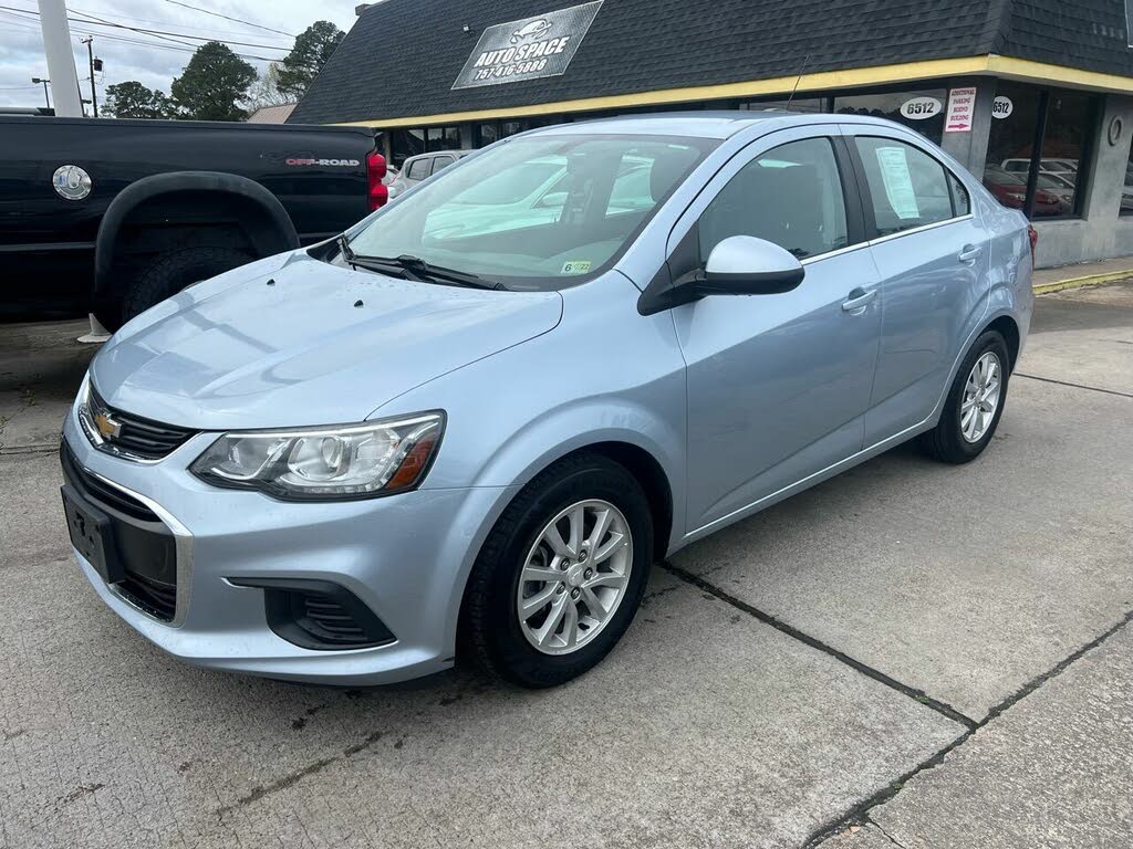 2017 Chevrolet Sonic LT