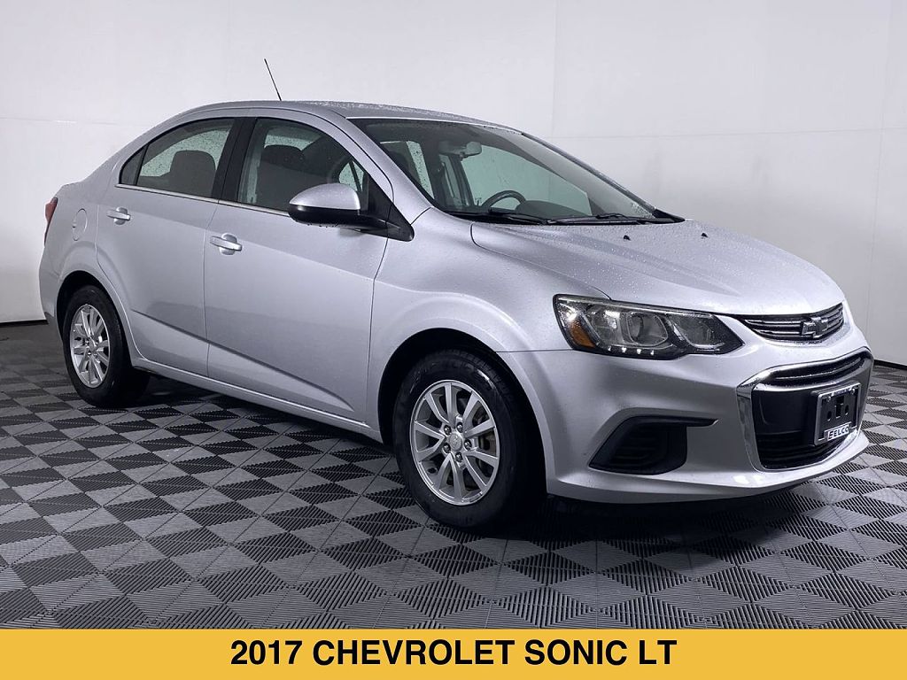 2017 Chevrolet Sonic LT