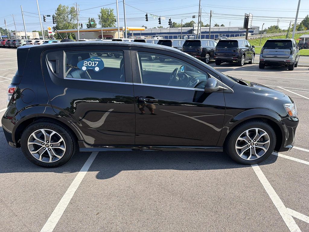 2017 Chevrolet Sonic LT