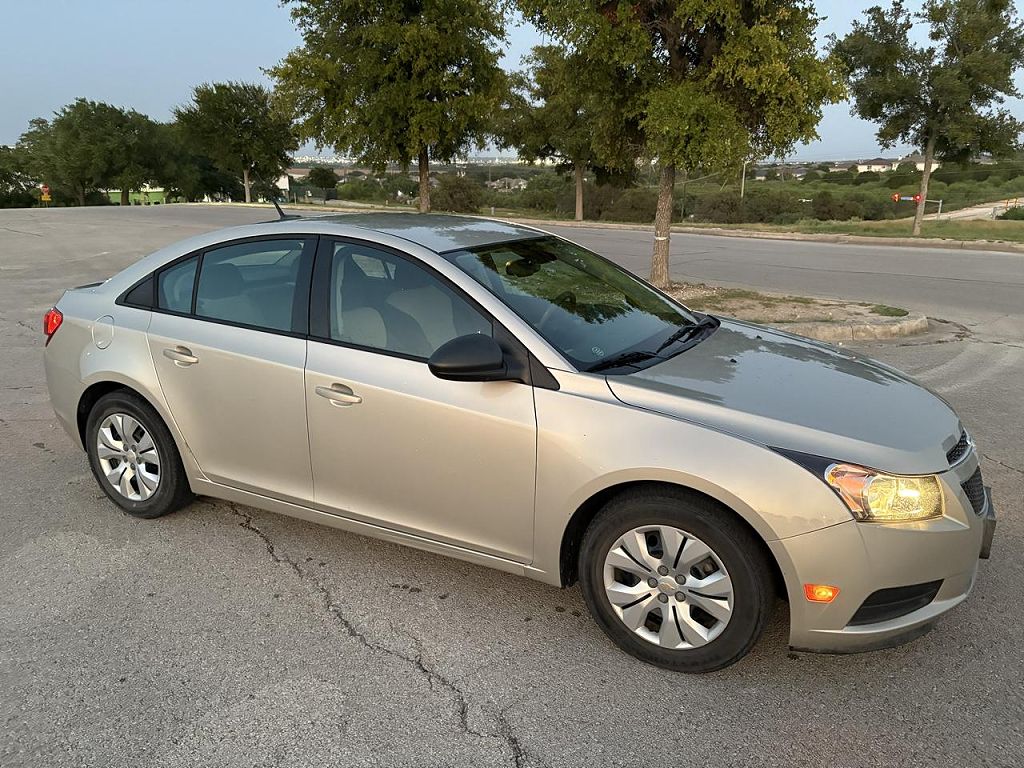 2013 Chevrolet Cruze LS