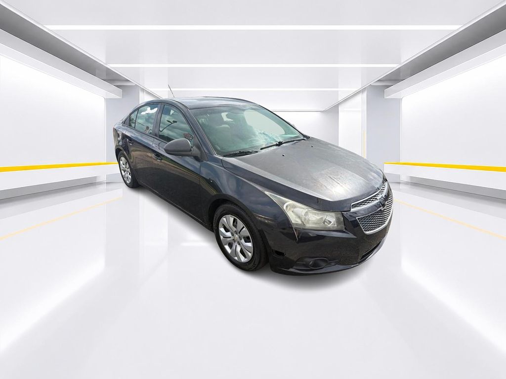 2013 Chevrolet Cruze LS