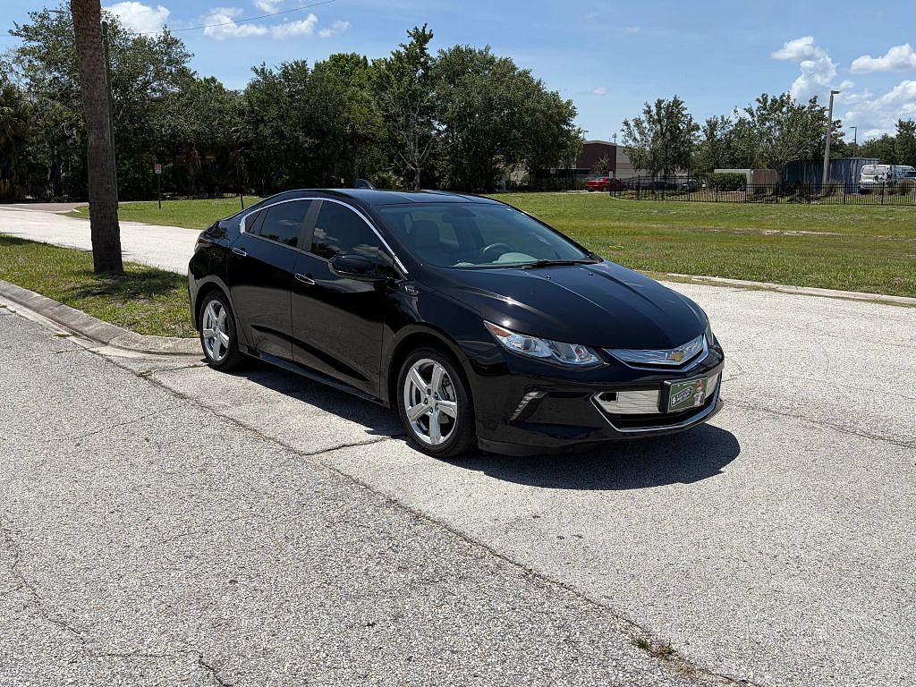 2018 Chevrolet Volt LT