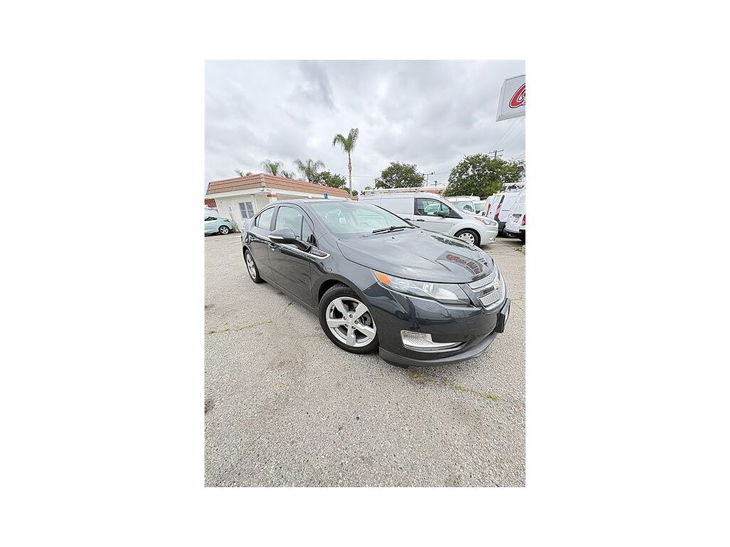 2015 Chevrolet Volt photo 1