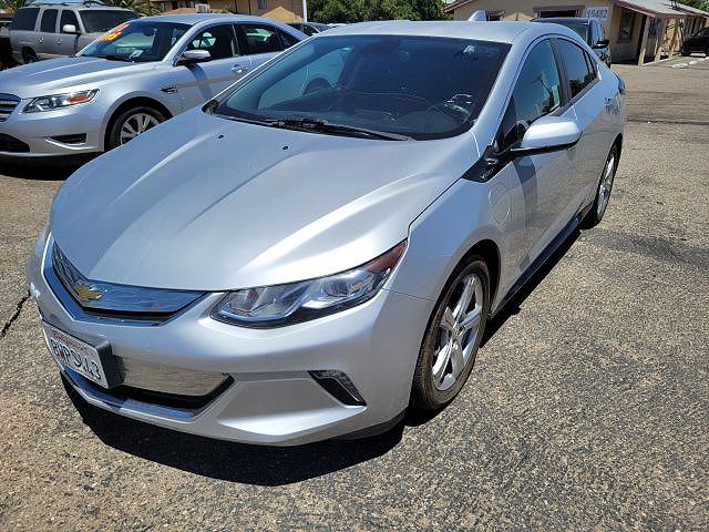 2017 Chevrolet Volt photo 3