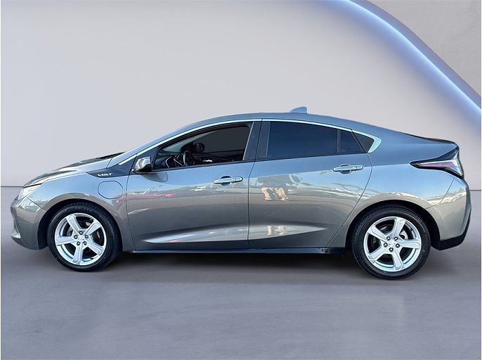 2017 Chevrolet Volt photo 3
