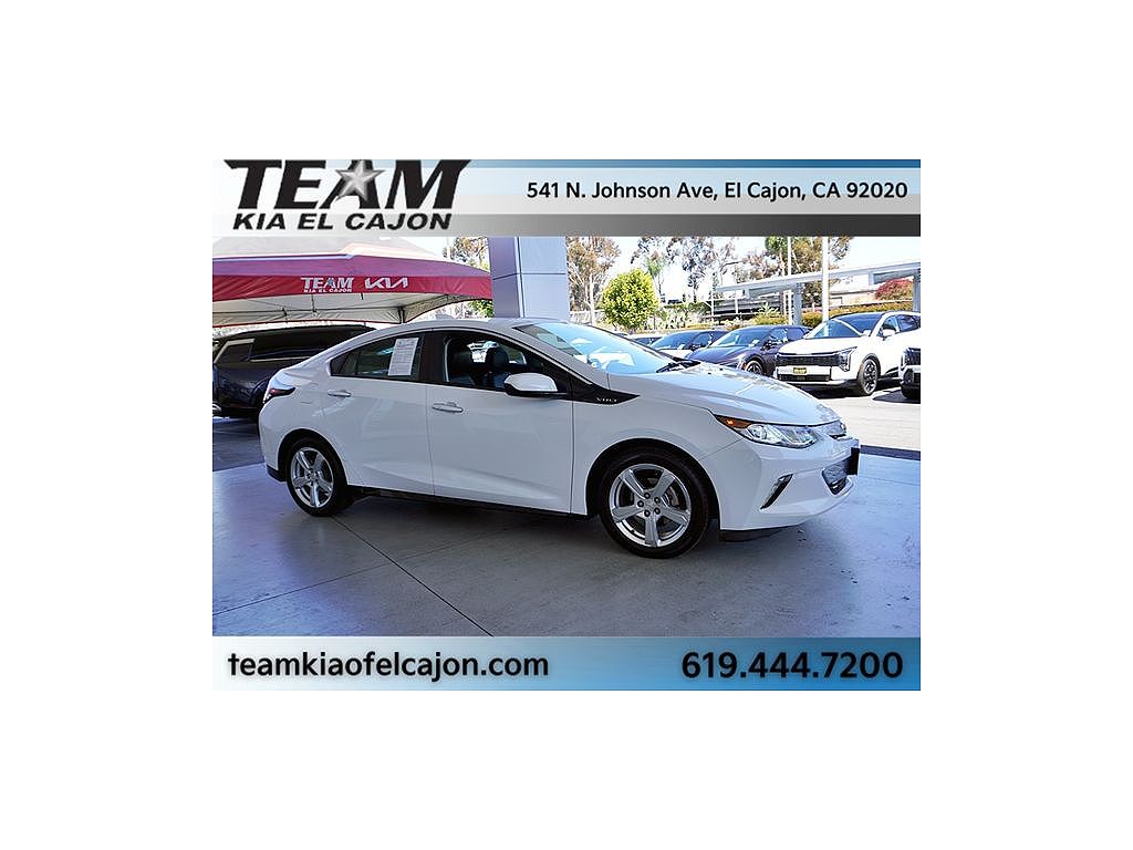 2017 Chevrolet Volt photo 1
