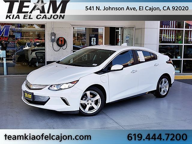 2017 Chevrolet Volt photo 2