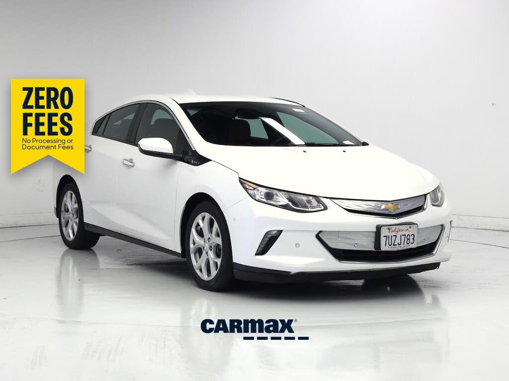 2017 Chevrolet Volt photo 1