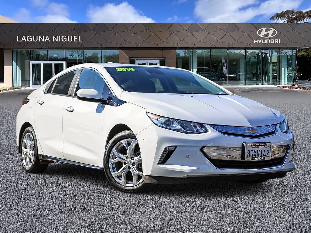2018 Chevrolet Volt photo 1