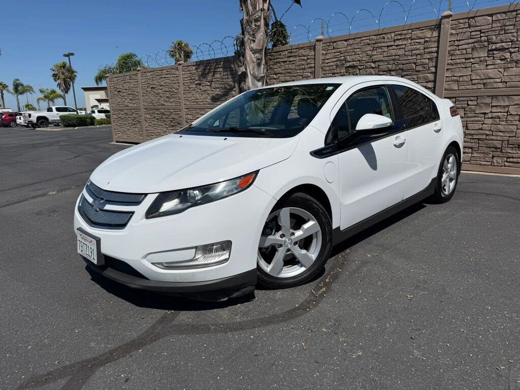 2013 Chevrolet Volt photo 1