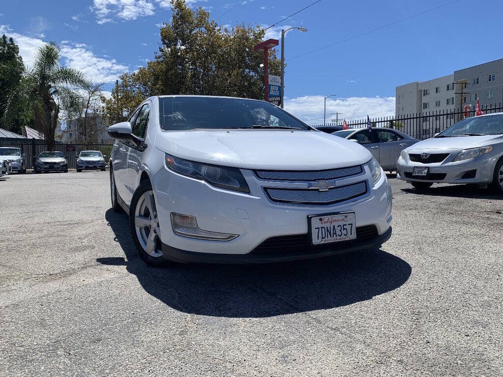 2014 Chevrolet Volt photo 1