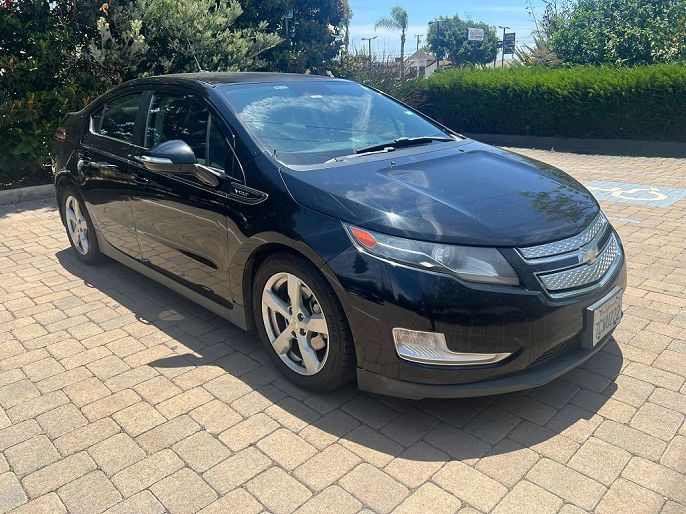 2014 Chevrolet Volt photo 3