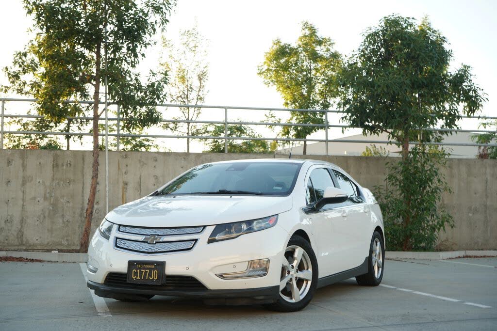 2013 Chevrolet Volt photo 1