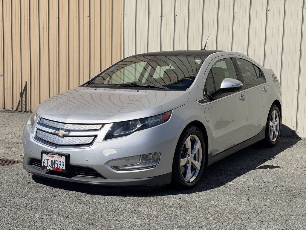 2012 Chevrolet Volt photo 3