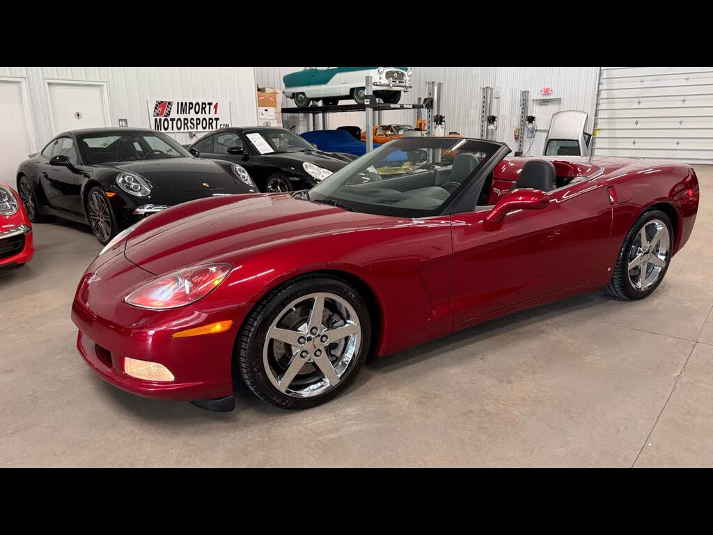 2008 Chevrolet Corvette Indy 500 Pace Car Replica