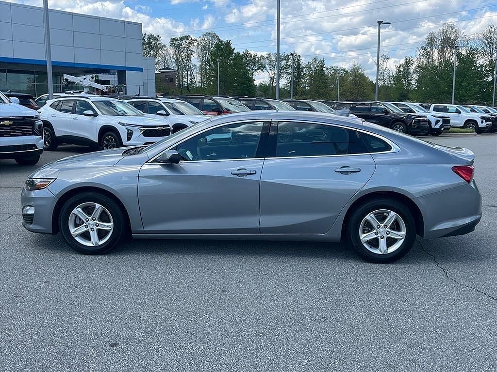 2024 Chevrolet Malibu 1LT