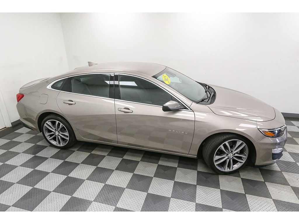 2025 Chevrolet Malibu LT