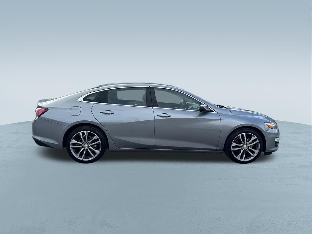 2024 Chevrolet Malibu 2LT