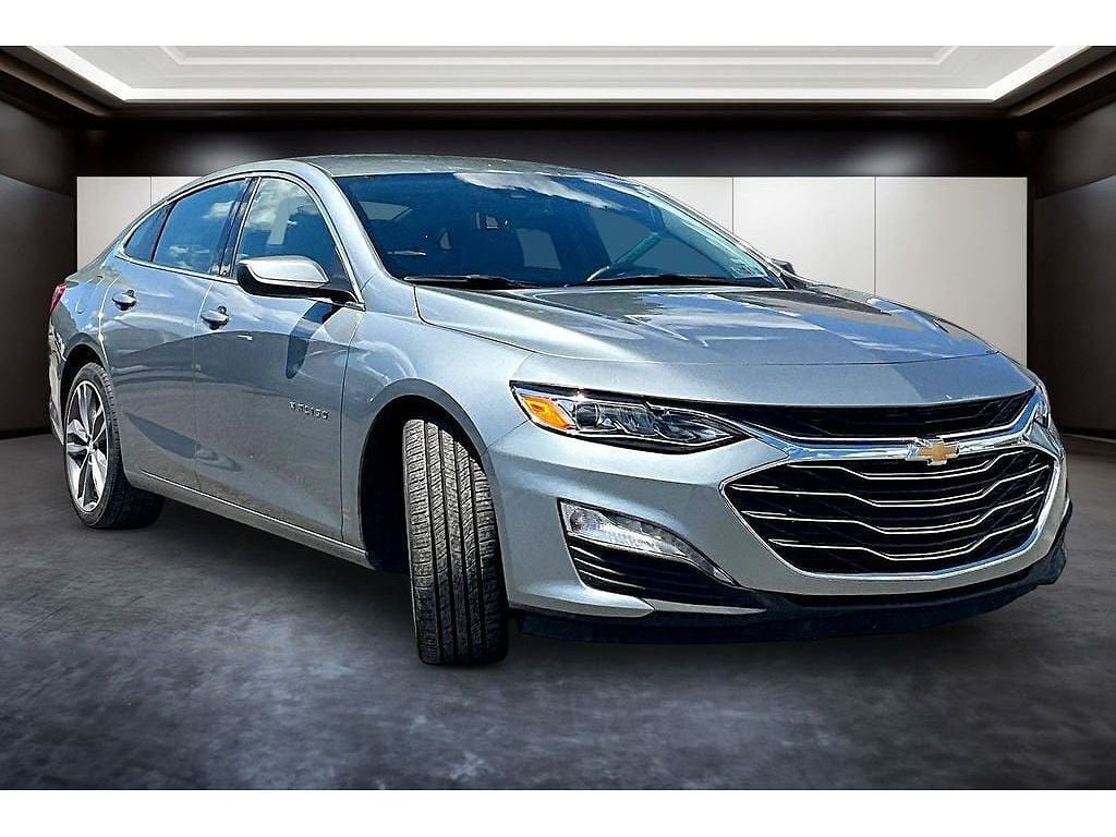 2024 Chevrolet Malibu 2LT