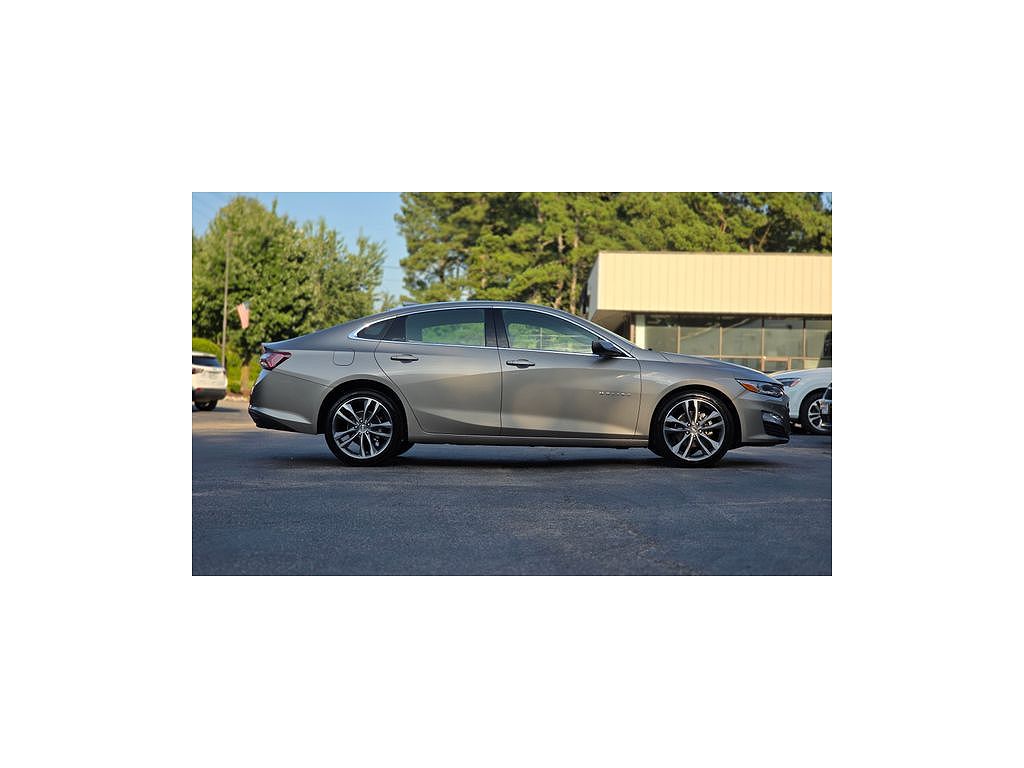 2024 Chevrolet Malibu 2LT
