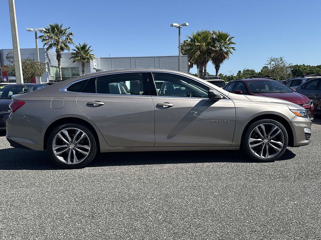 2024 Chevrolet Malibu 2LT