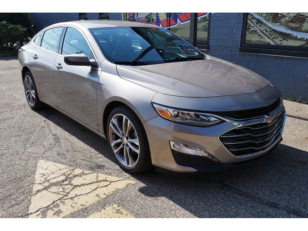 2024 Chevrolet Malibu 2LT
