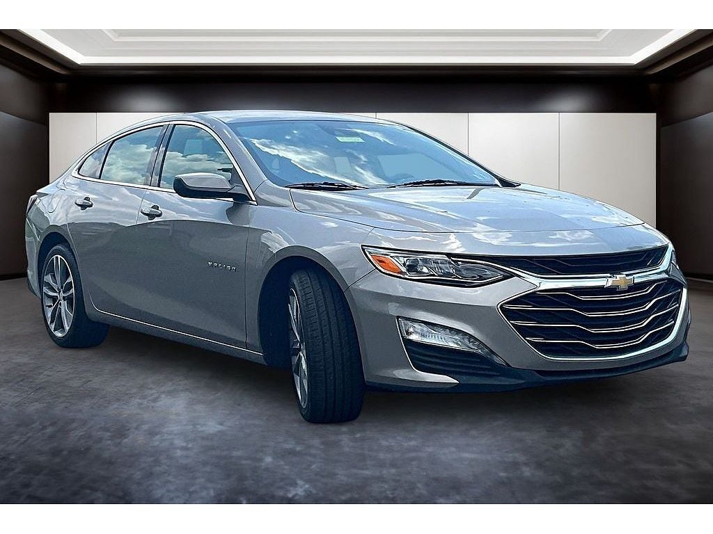 2024 Chevrolet Malibu 2LT