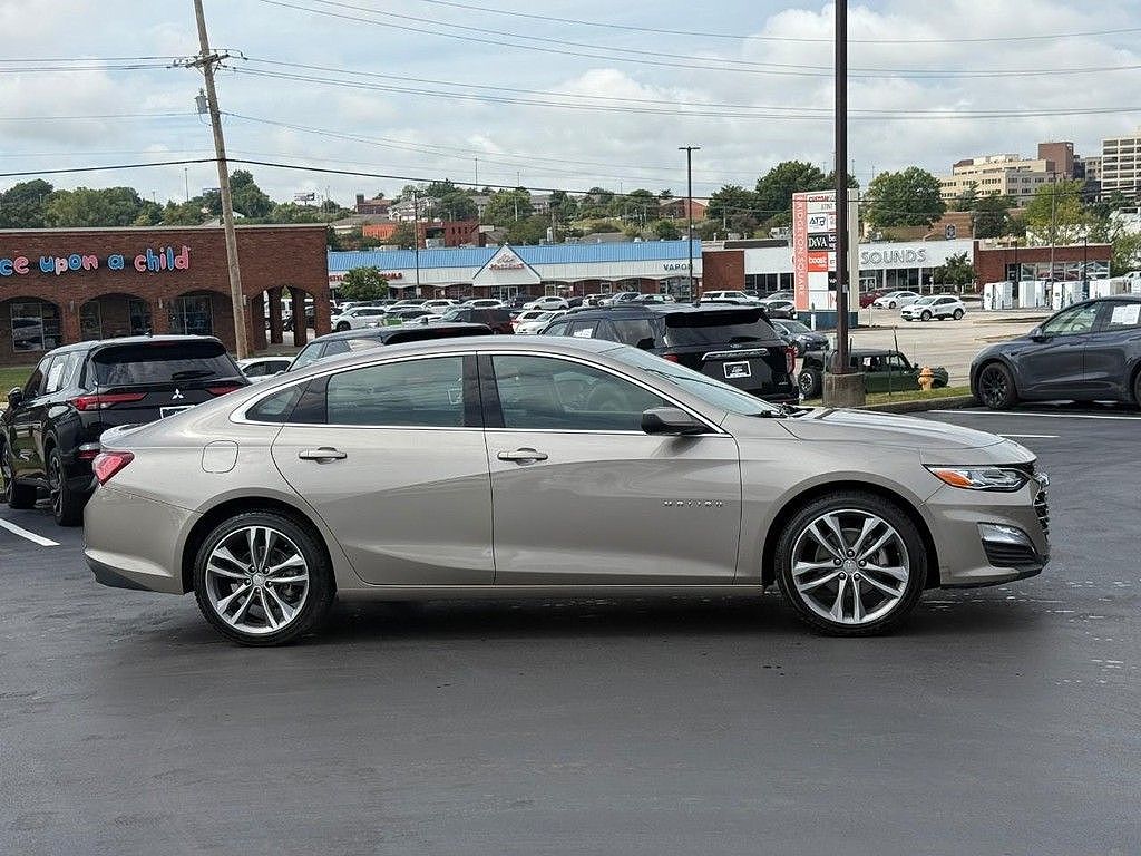 2024 Chevrolet Malibu 2LT
