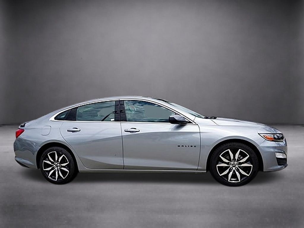 2025 Chevrolet Malibu RS