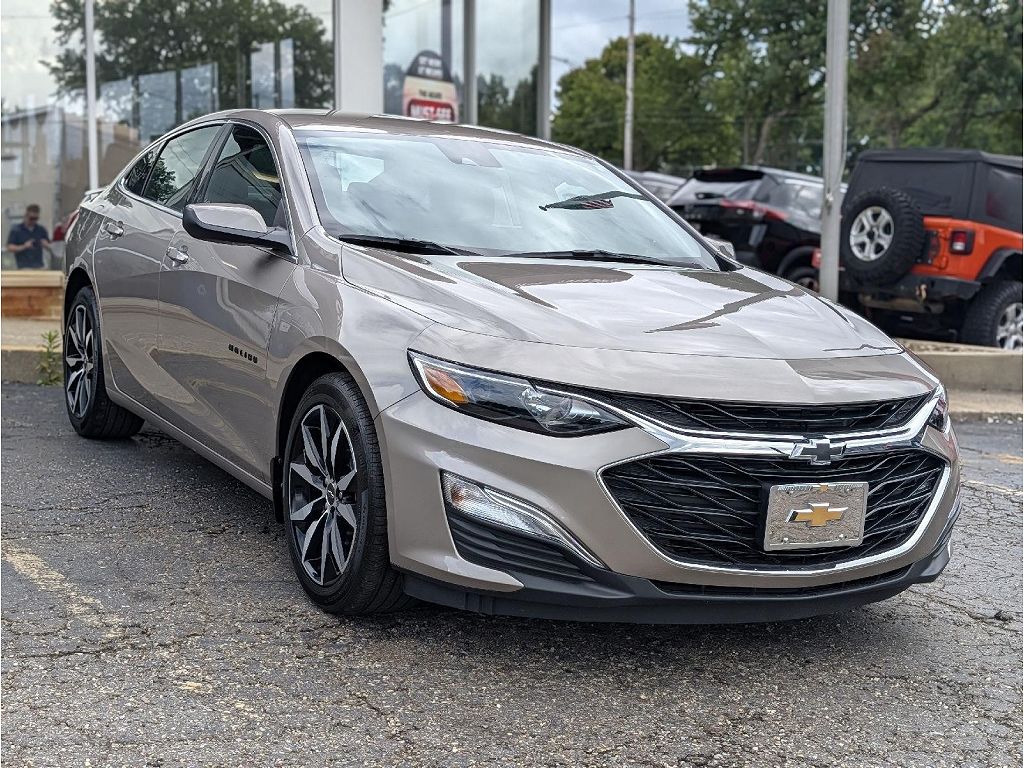 2025 Chevrolet Malibu RS
