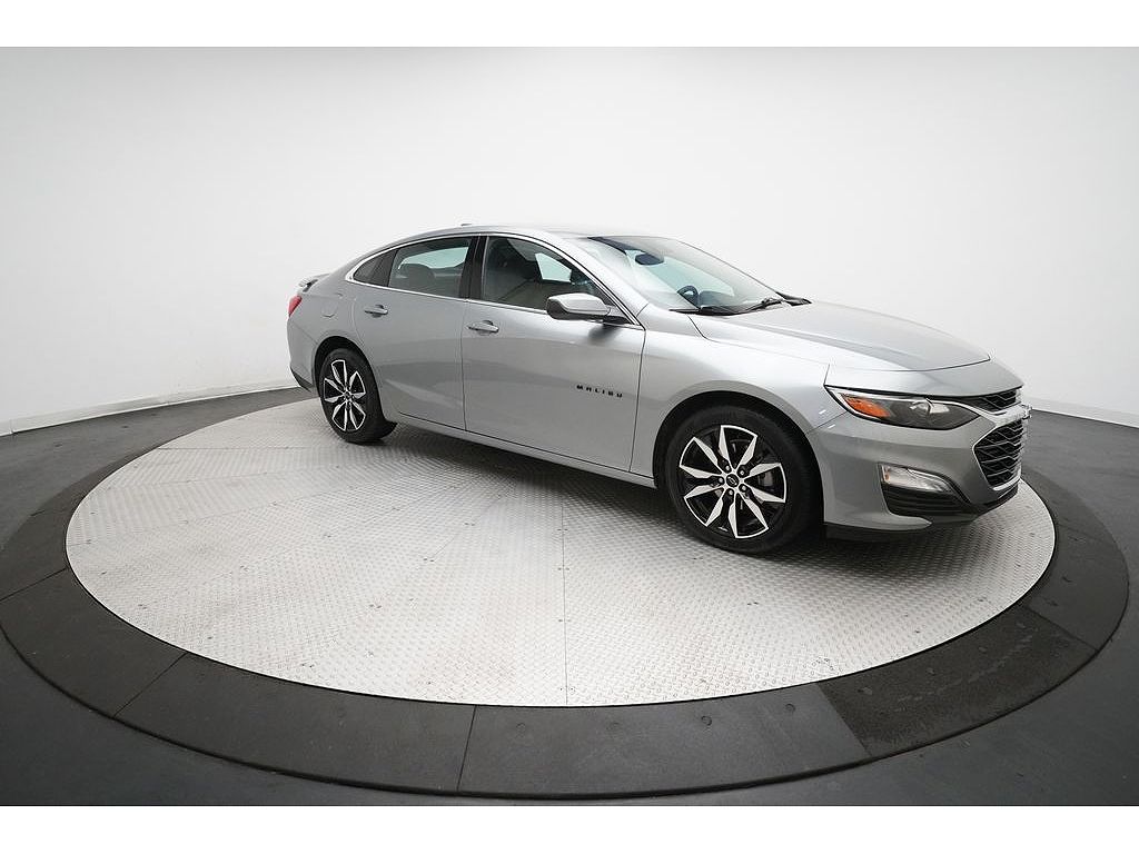 2025 Chevrolet Malibu RS