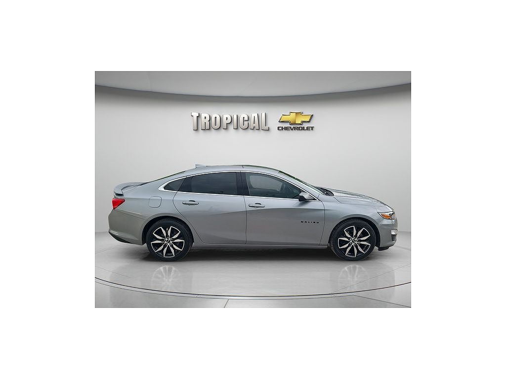 2023 Chevrolet Malibu RS