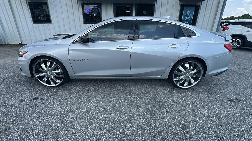 2021 Chevrolet Malibu RS