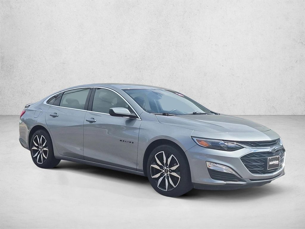 2025 Chevrolet Malibu RS