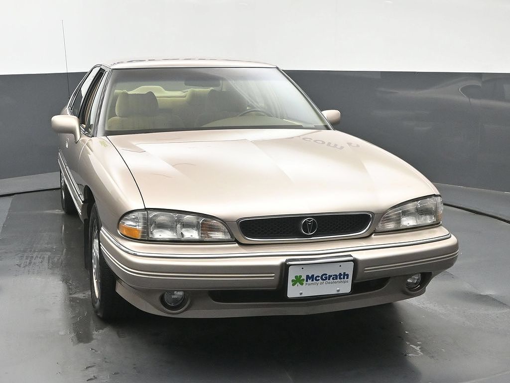 1995 Pontiac Bonneville SE