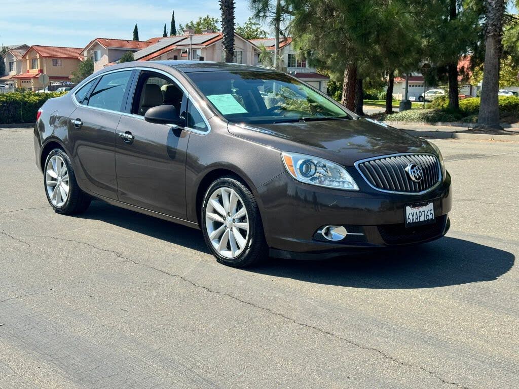 2012 Buick Verano Leather Group