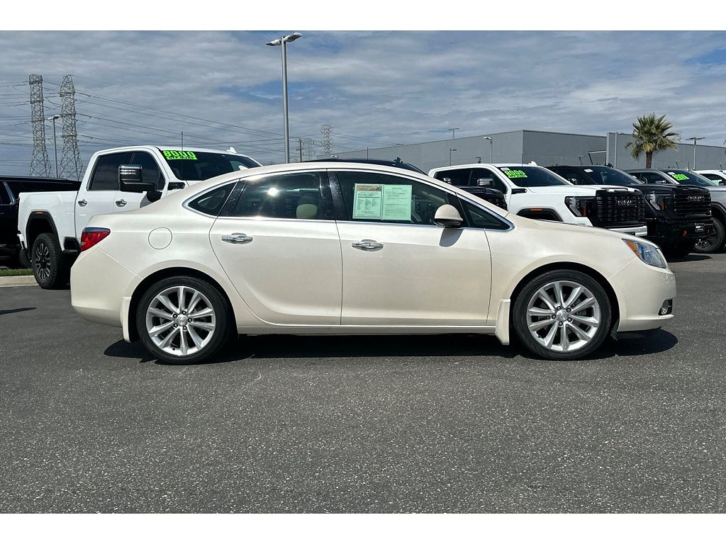 2013 Buick Verano Leather Group