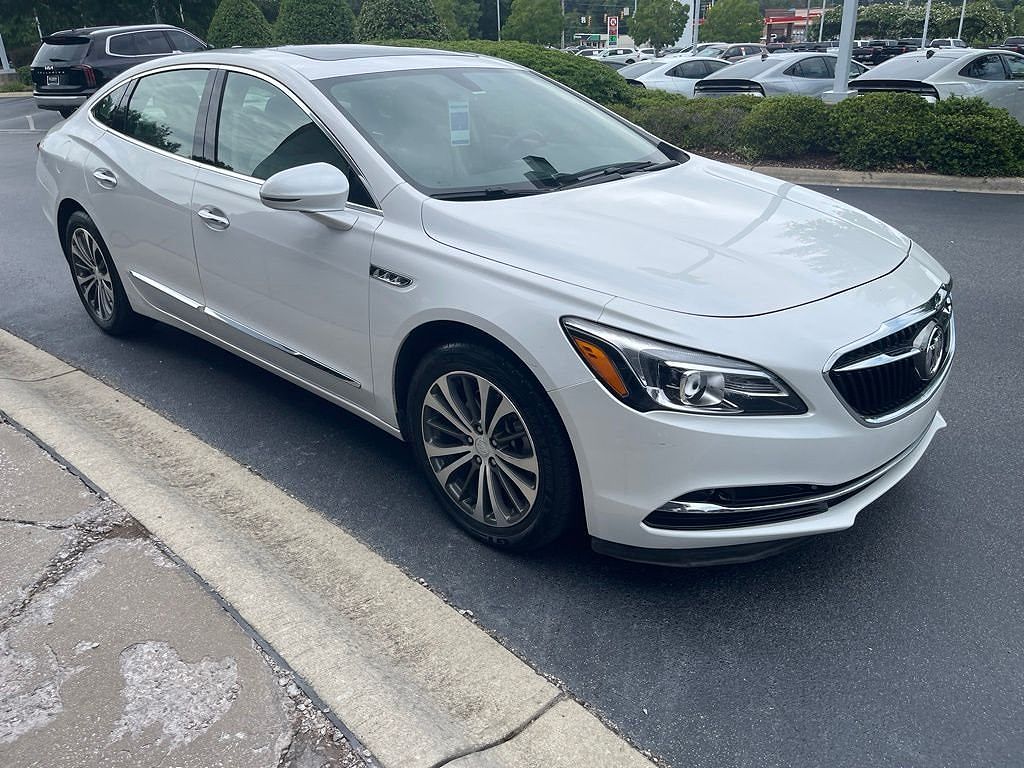 2017 Buick LaCrosse Essence