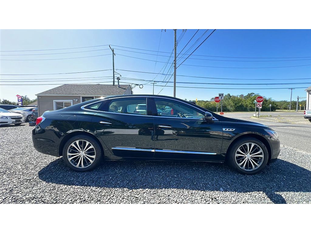 2017 Buick LaCrosse Essence
