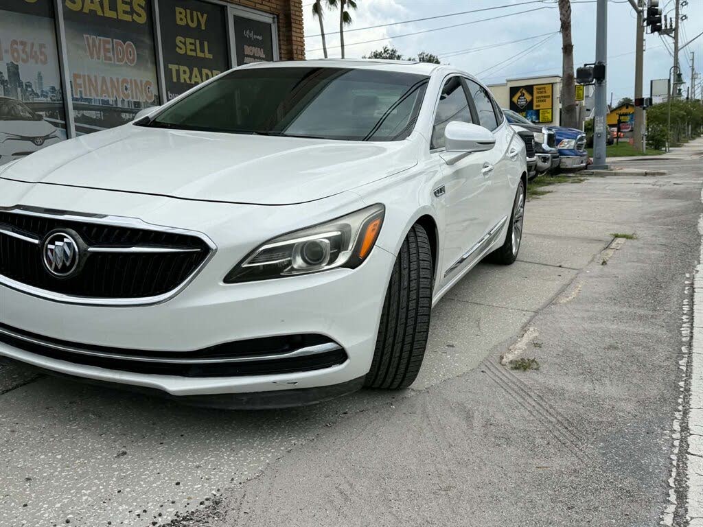 2017 Buick LaCrosse Essence