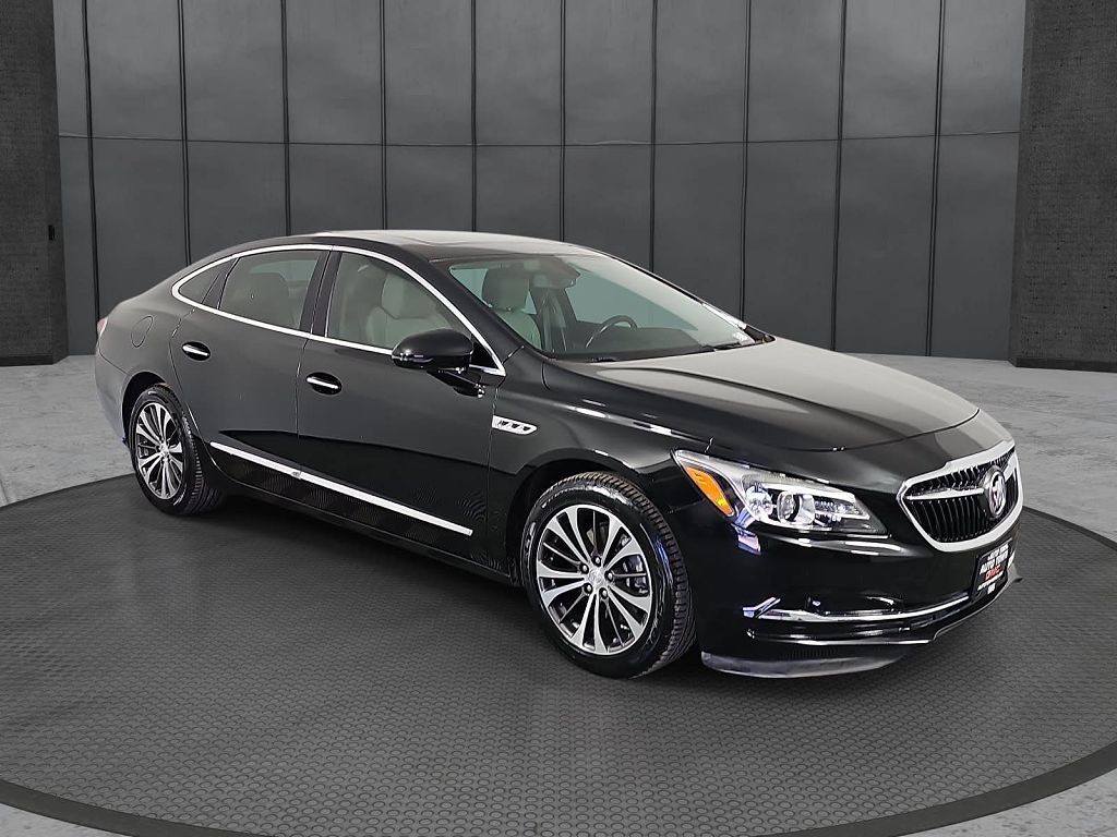 2017 Buick LaCrosse Essence