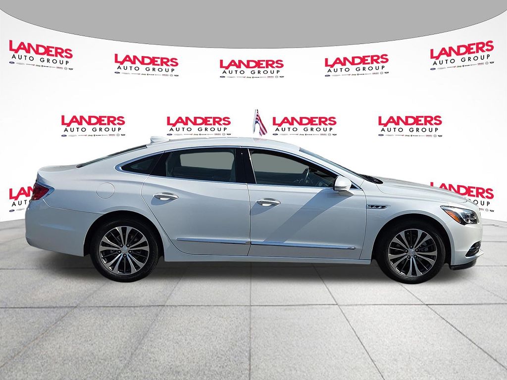 2017 Buick Lacrosse Essence
