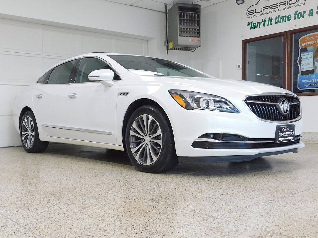 2017 Buick LaCrosse Essence