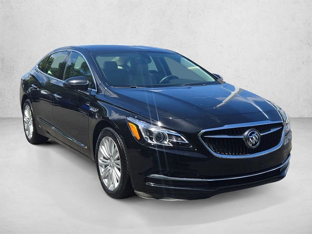 2018 Buick LaCrosse Essence
