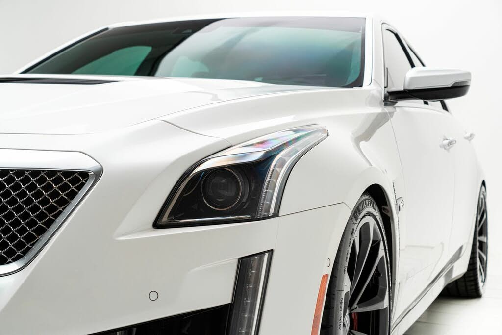 2017 Cadillac CTS-V - 11