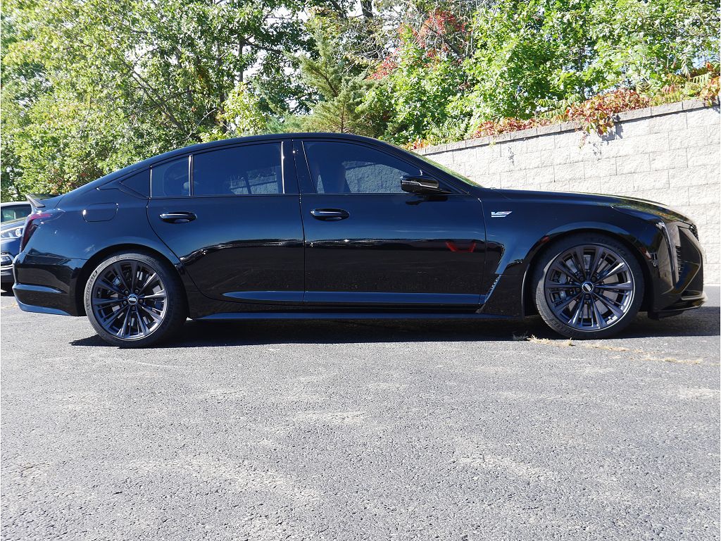 2025 Cadillac CT5-V Blackwing