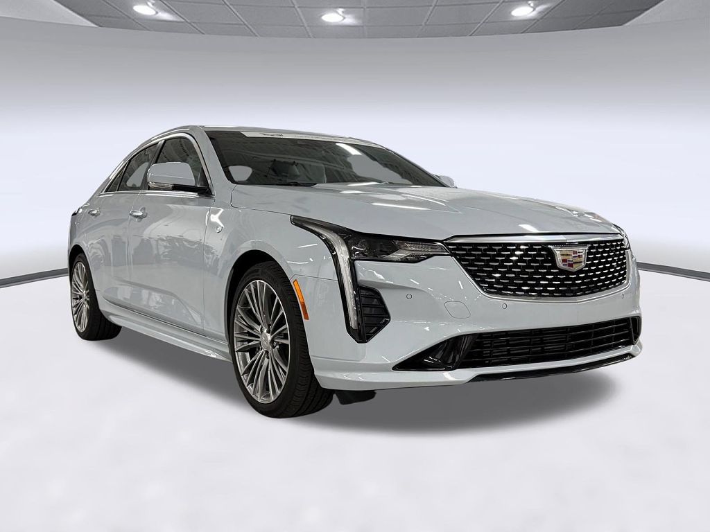2022 Cadillac CT4 Premium Luxury