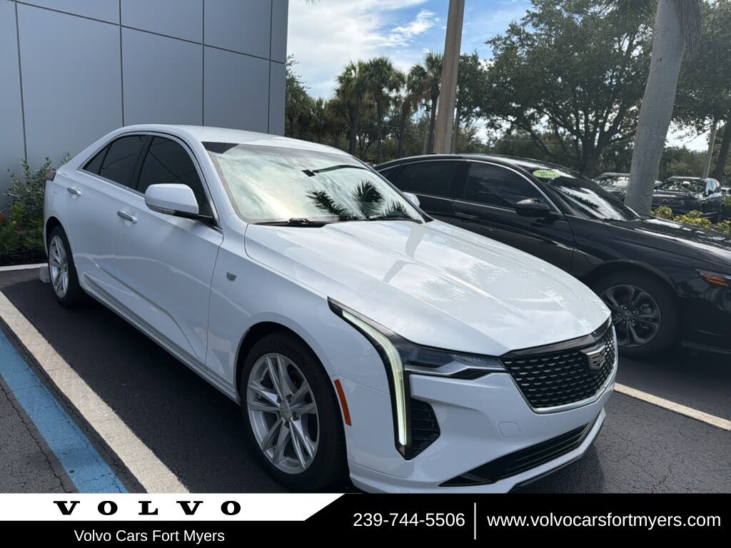 2023 Cadillac CT4 Luxury