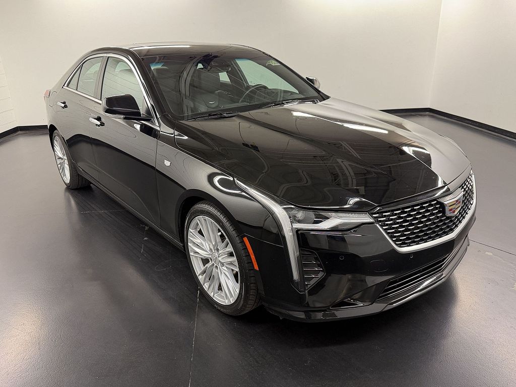 2023 CADILLAC CT4 Premium Luxury